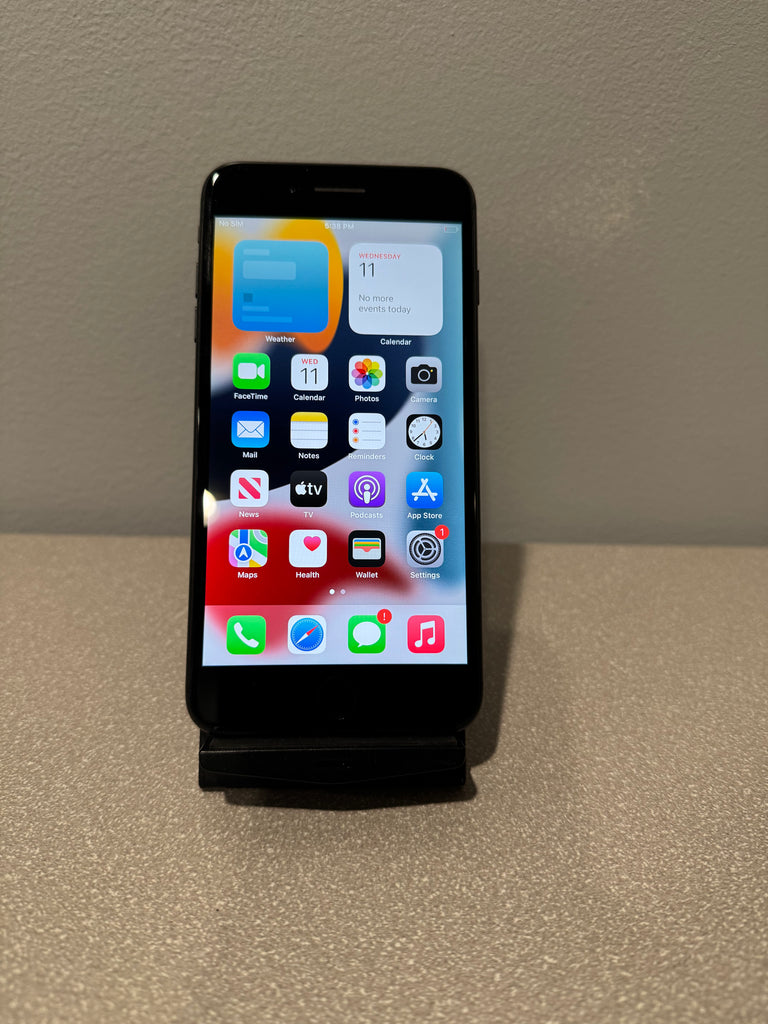 iPhone 7+ Black (Like-New)
