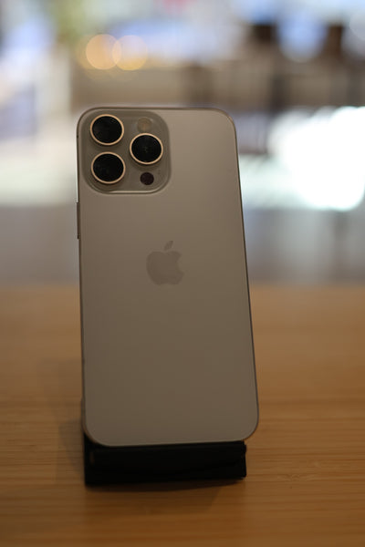 iPhone 16 Pro – (128gb, Like-New)