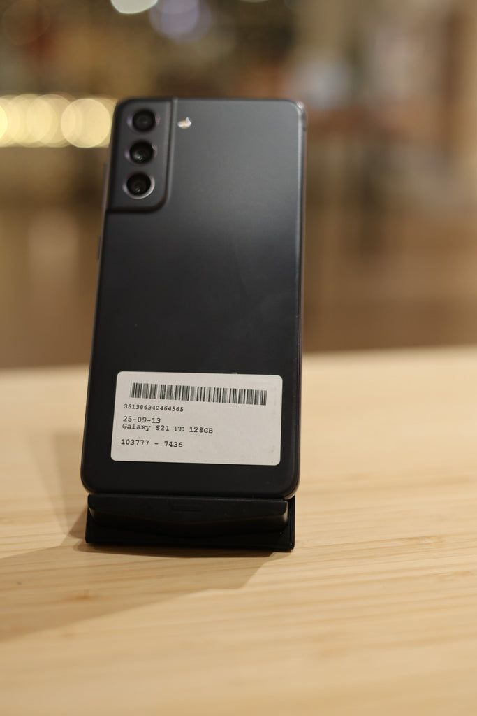 Samsung S21 Fe – Black (128gb, Like-New)